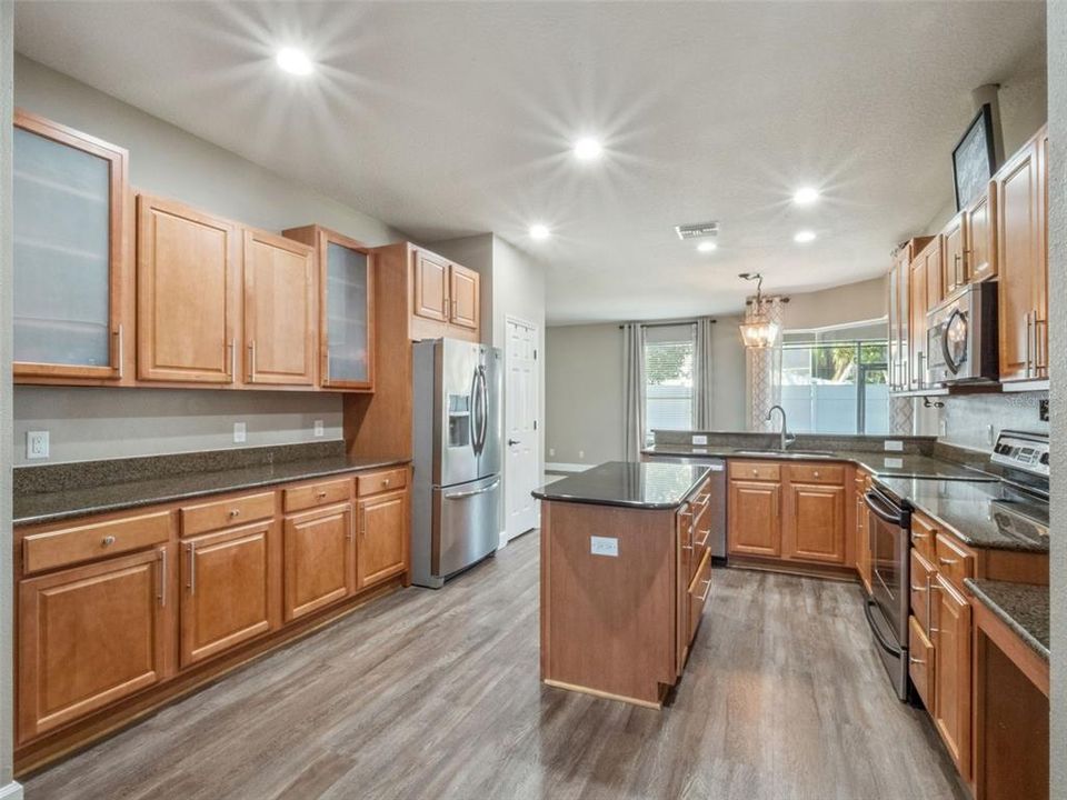 For Sale: $535,000 (4 beds, 2 baths, 2490 Square Feet)