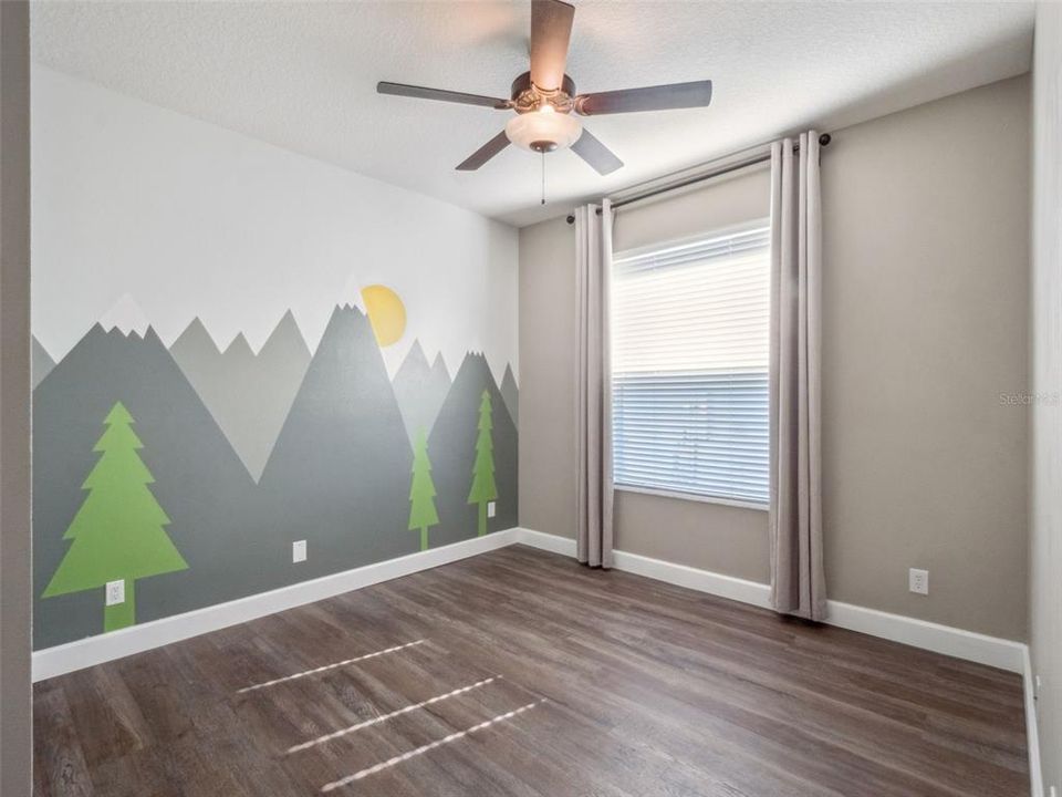 For Sale: $535,000 (4 beds, 2 baths, 2490 Square Feet)