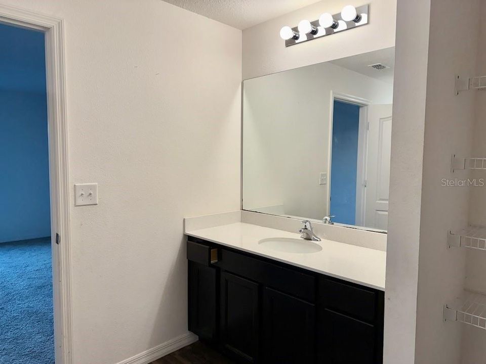 For Rent: $2,250 (3 beds, 2 baths, 1378 Square Feet)