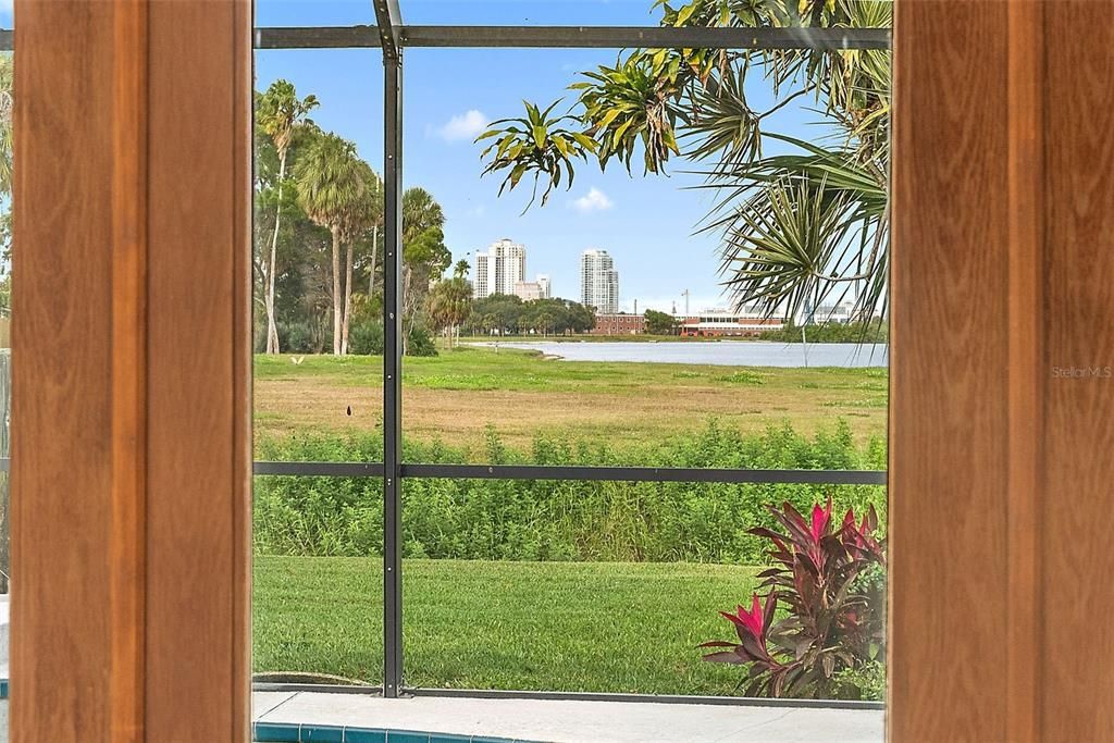 For Sale: $990,000 (3 beds, 3 baths, 2955 Square Feet)