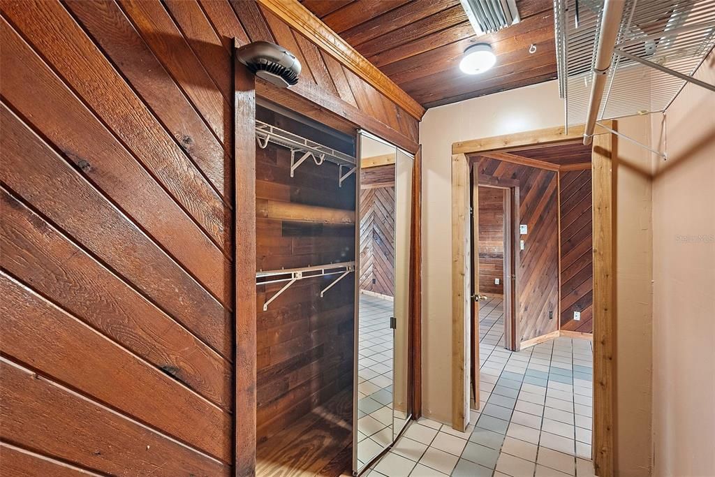 For Sale: $990,000 (3 beds, 3 baths, 2955 Square Feet)