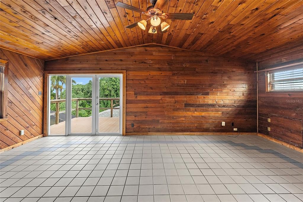 For Sale: $990,000 (3 beds, 3 baths, 2955 Square Feet)