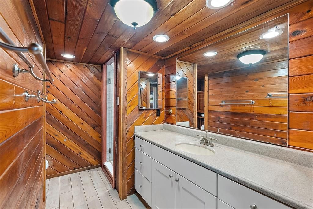 For Sale: $990,000 (3 beds, 3 baths, 2955 Square Feet)