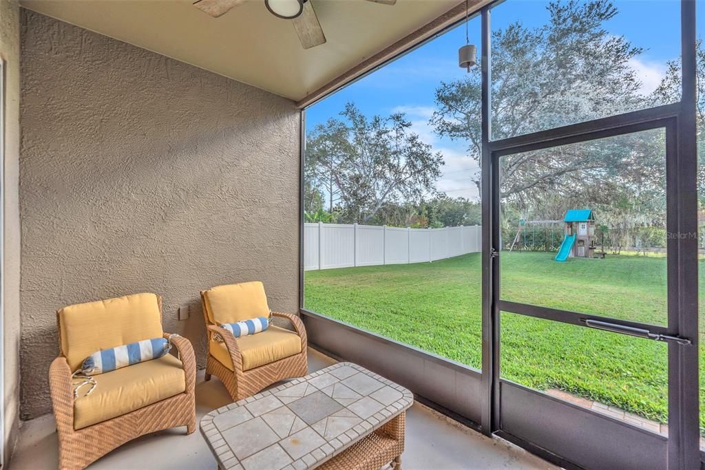 待售: $425,000 (4 贝兹, 2 浴室, 2082 平方英尺)