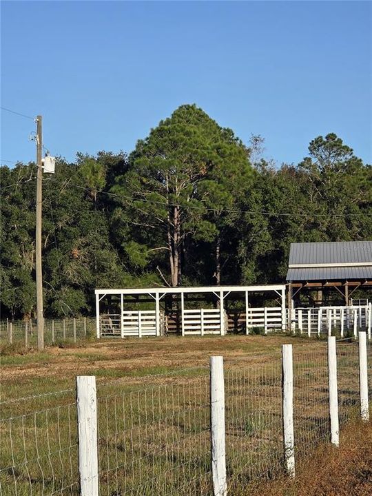 For Sale: $575,000 (3 beds, 2 baths, 1488 Square Feet)