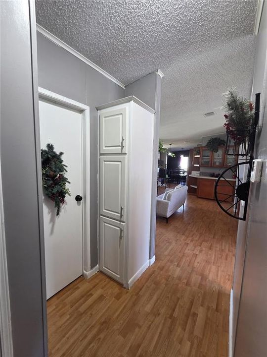 For Sale: $575,000 (3 beds, 2 baths, 1488 Square Feet)