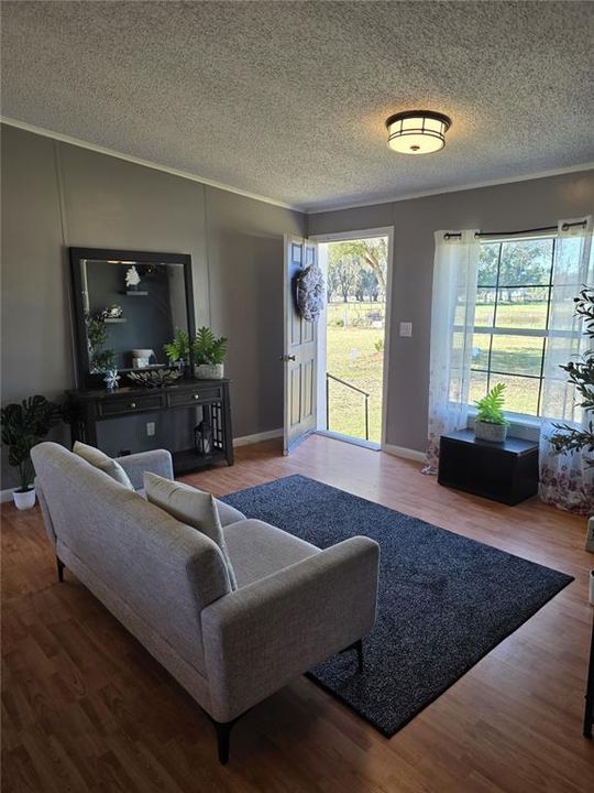 For Sale: $575,000 (3 beds, 2 baths, 1488 Square Feet)