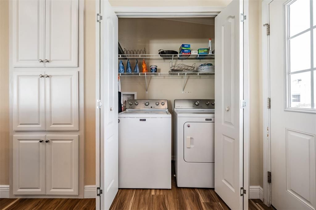 En Venta: $424,900 (3 camas, 2 baños, 1364 Pies cuadrados)