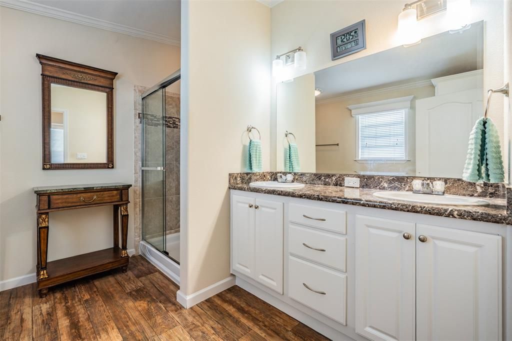 En Venta: $424,900 (3 camas, 2 baños, 1364 Pies cuadrados)