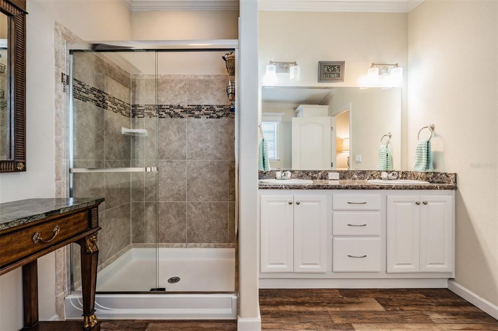 En Venta: $424,900 (3 camas, 2 baños, 1364 Pies cuadrados)