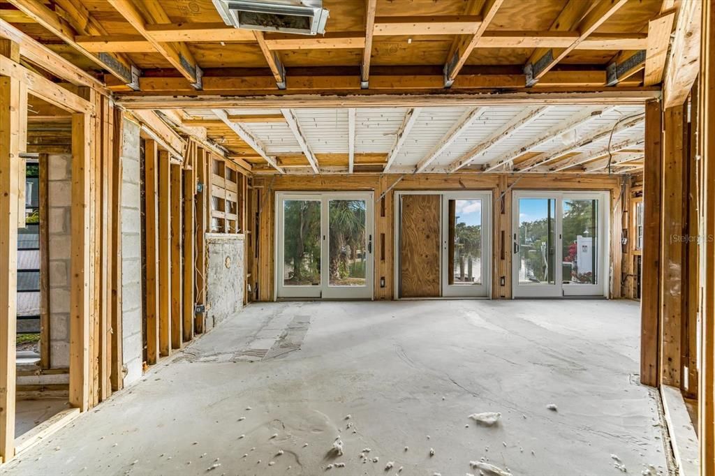 待售: $1,050,000 (2 贝兹, 2 浴室, 1675 平方英尺)