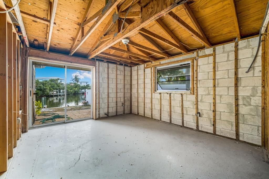 待售: $1,050,000 (2 贝兹, 2 浴室, 1675 平方英尺)