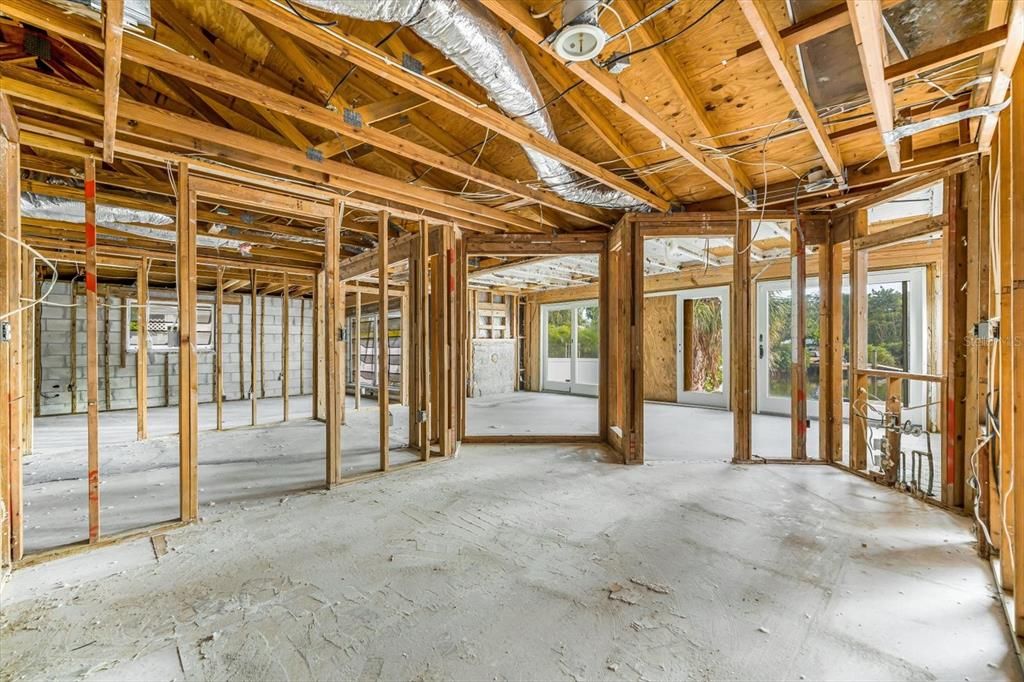 待售: $1,050,000 (2 贝兹, 2 浴室, 1675 平方英尺)