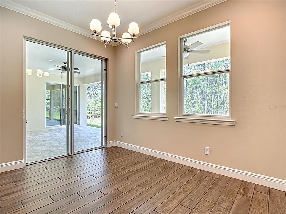 For Sale: $700,000 (4 beds, 3 baths, 2927 Square Feet)