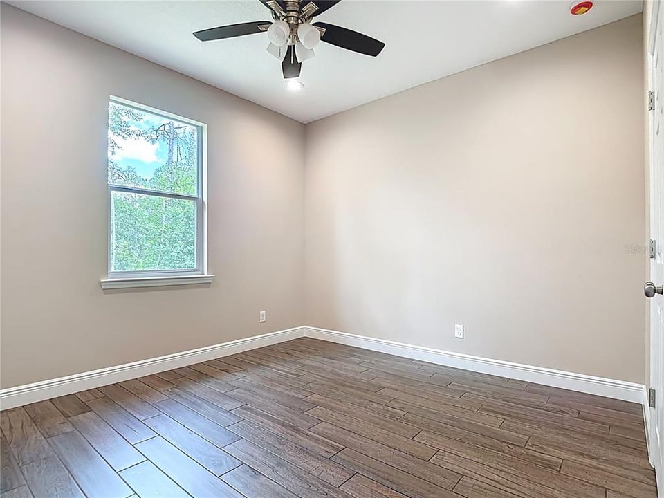 For Sale: $700,000 (4 beds, 3 baths, 2927 Square Feet)