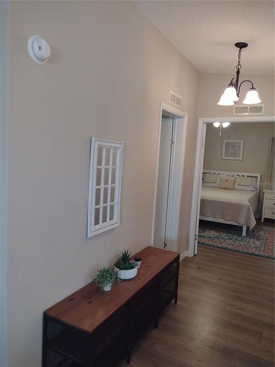 В аренду: $1,950 (2 спален, 2 ванн, 1040 Квадратных фут)