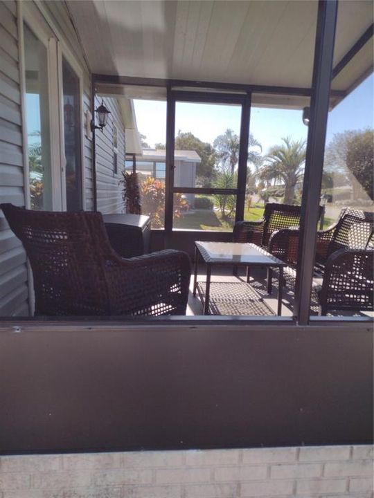 В аренду: $1,950 (2 спален, 2 ванн, 1040 Квадратных фут)