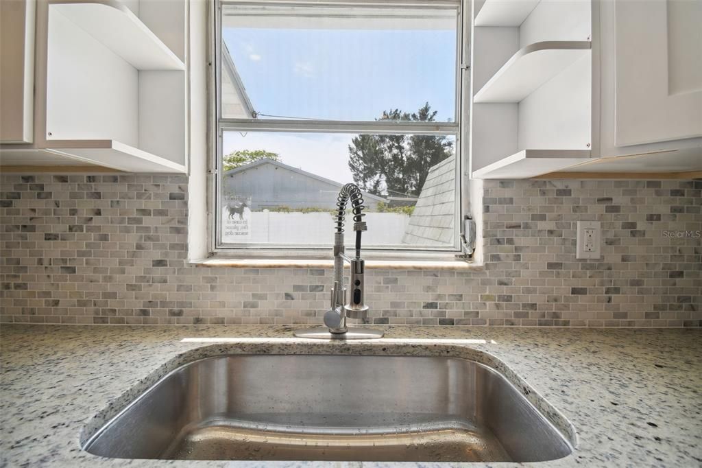 For Rent: $2,750 (4 beds, 2 baths, 2099 Square Feet)