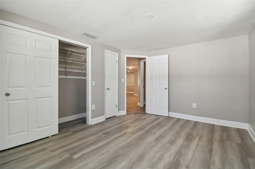 For Rent: $2,750 (4 beds, 2 baths, 2099 Square Feet)