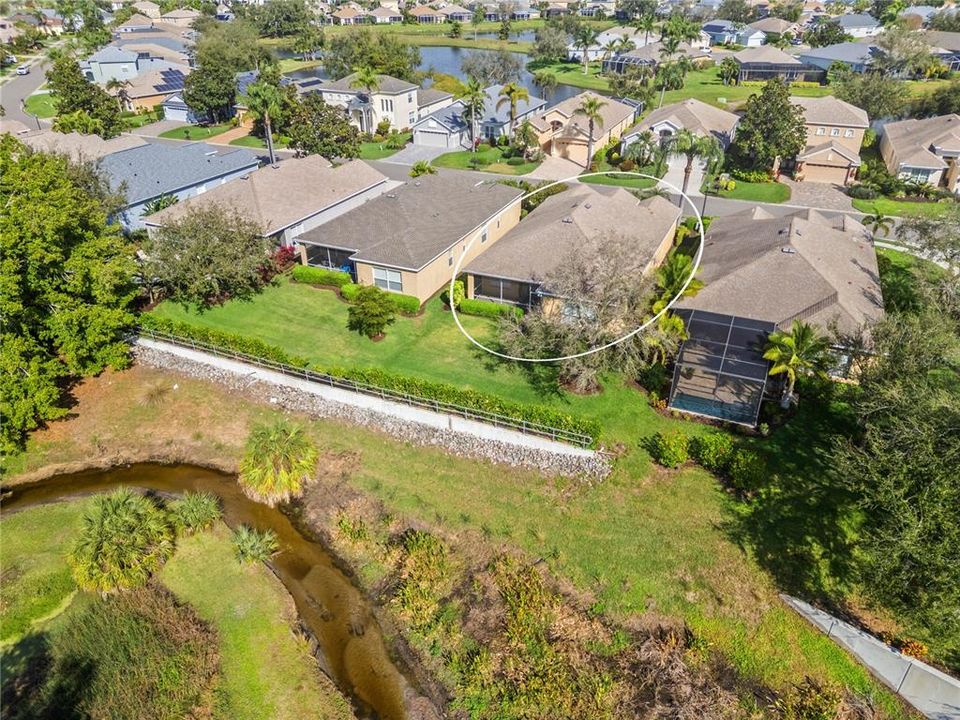 For Sale: $500,000 (2 beds, 2 baths, 2021 Square Feet)