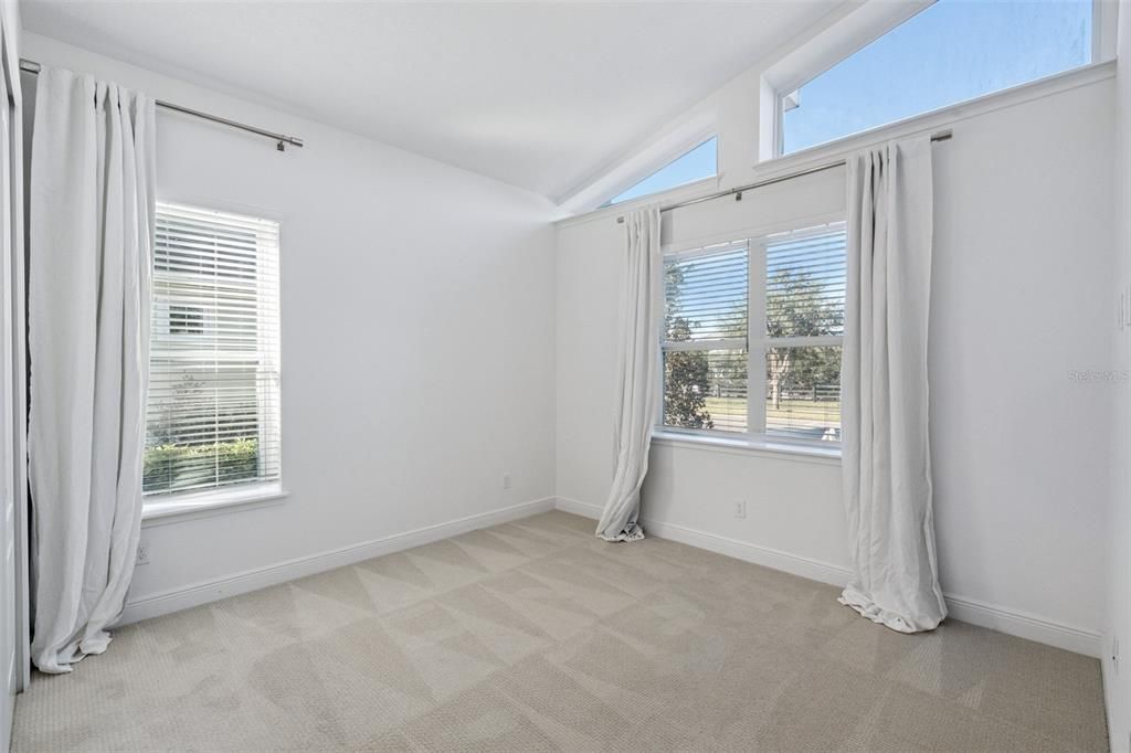 出租: $3,400 (3 贝兹, 2 浴室, 2030 平方英尺)