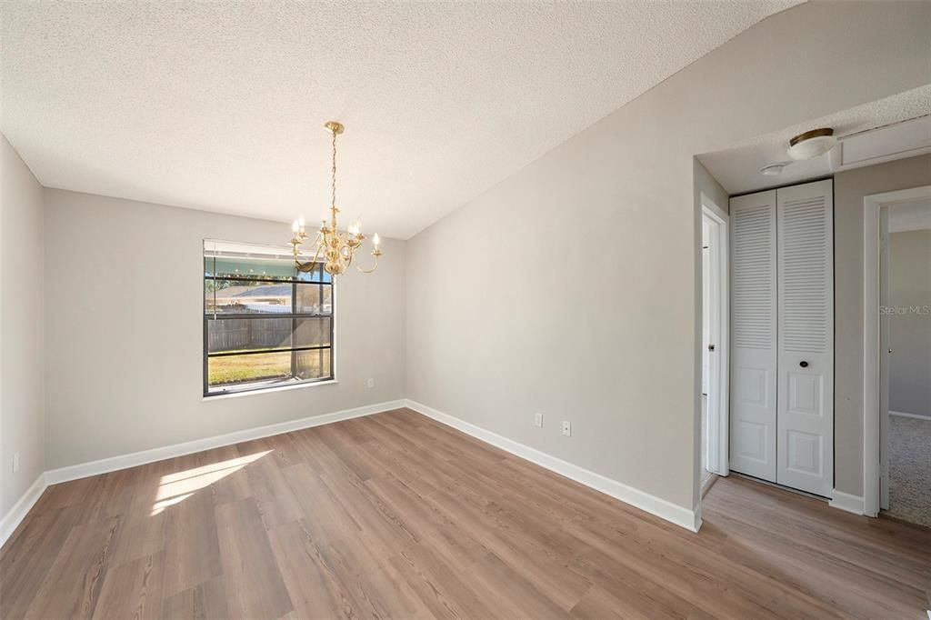 For Sale: $435,000 (3 beds, 2 baths, 1688 Square Feet)