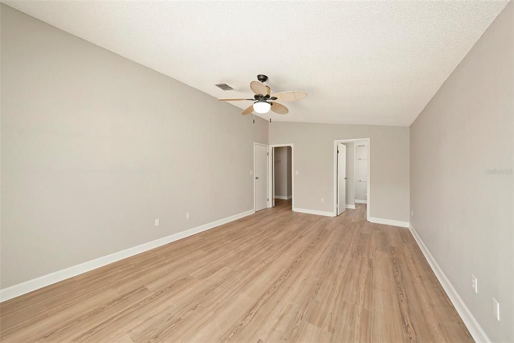 For Sale: $435,000 (3 beds, 2 baths, 1688 Square Feet)