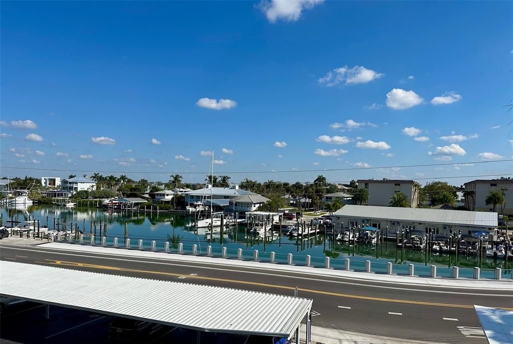 出租: $5,800 (2 贝兹, 2 浴室, 872 平方英尺)