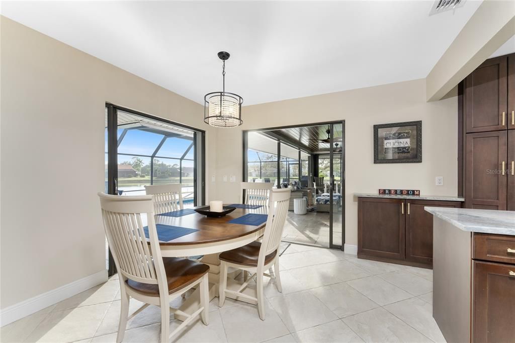 For Sale: $799,000 (3 beds, 2 baths, 2528 Square Feet)