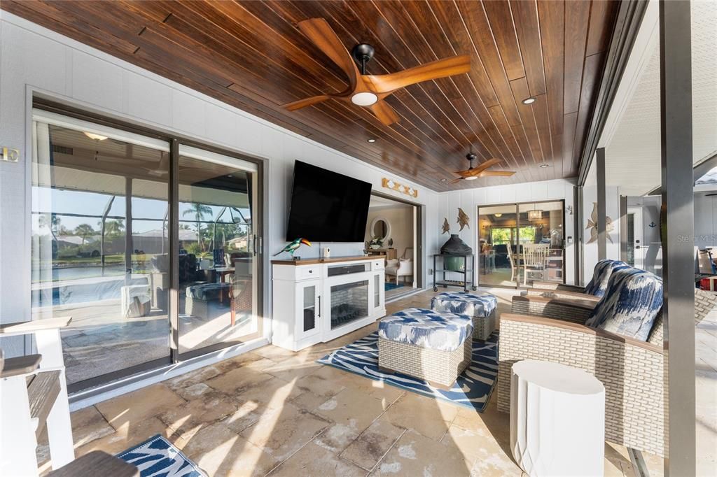 For Sale: $799,000 (3 beds, 2 baths, 2528 Square Feet)