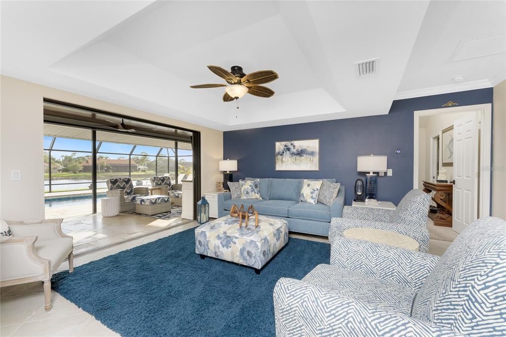 For Sale: $799,000 (3 beds, 2 baths, 2528 Square Feet)