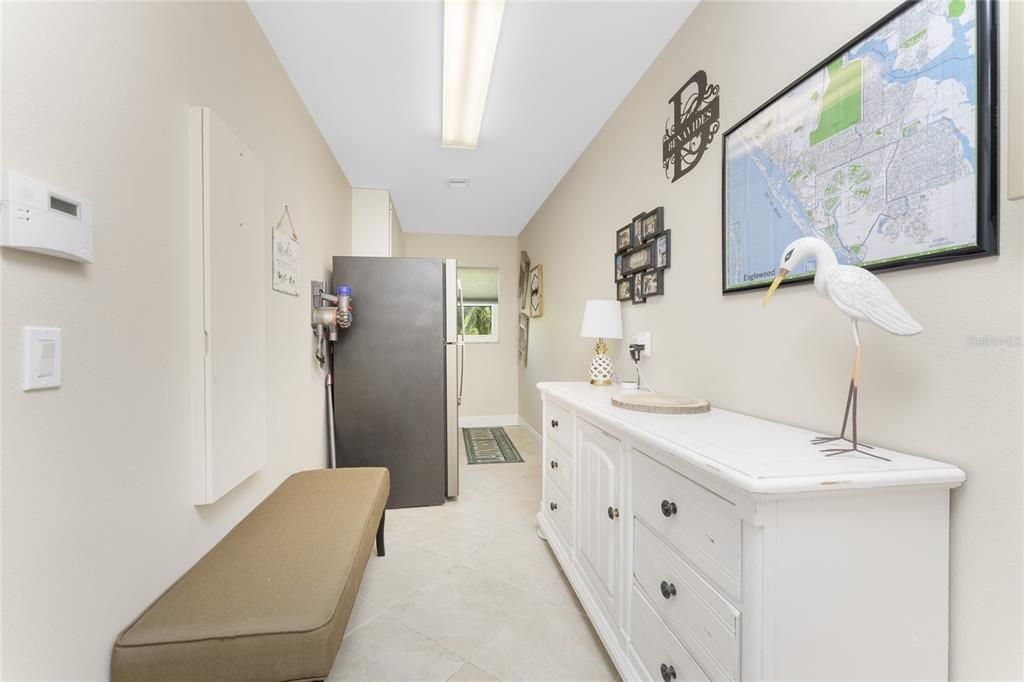 For Sale: $799,000 (3 beds, 2 baths, 2528 Square Feet)