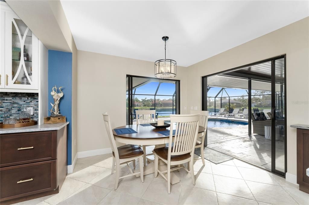 For Sale: $799,000 (3 beds, 2 baths, 2528 Square Feet)