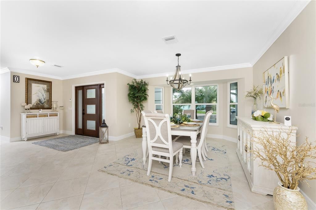 For Sale: $799,000 (3 beds, 2 baths, 2528 Square Feet)