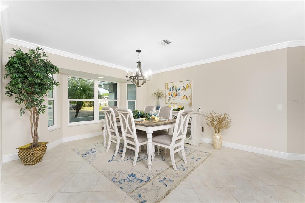 For Sale: $799,000 (3 beds, 2 baths, 2528 Square Feet)