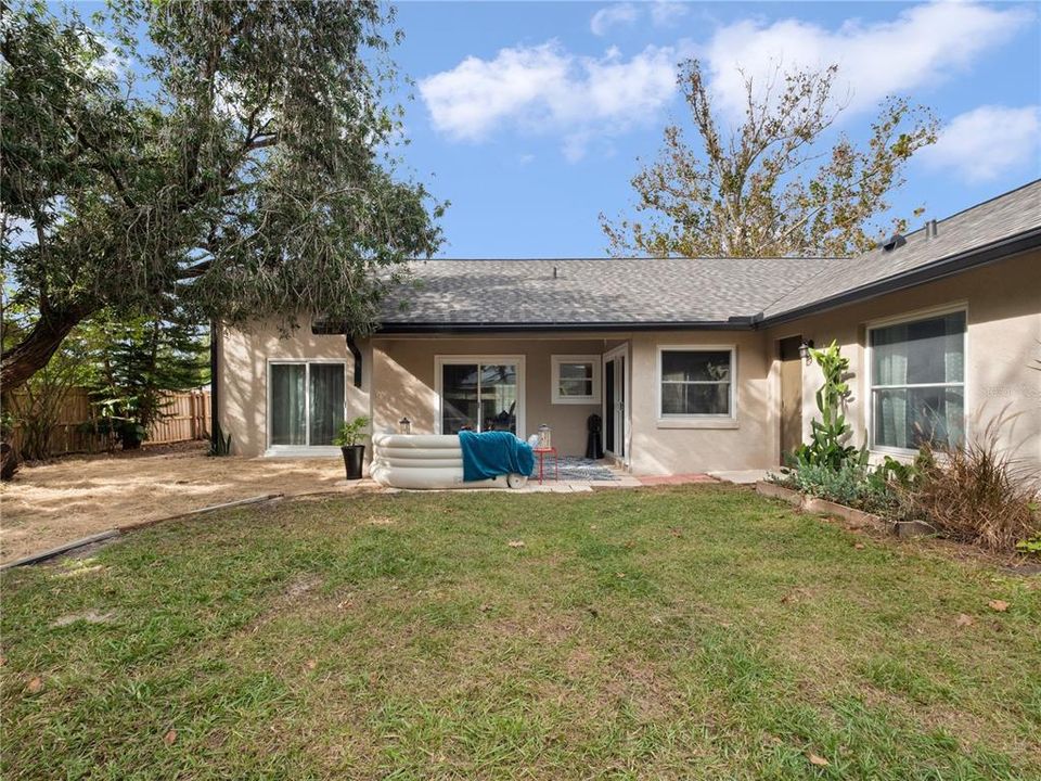 待售: $422,000 (4 贝兹, 2 浴室, 1963 平方英尺)