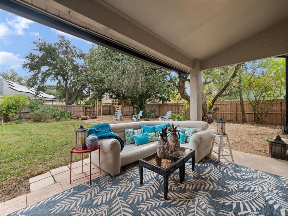 待售: $422,000 (4 贝兹, 2 浴室, 1963 平方英尺)