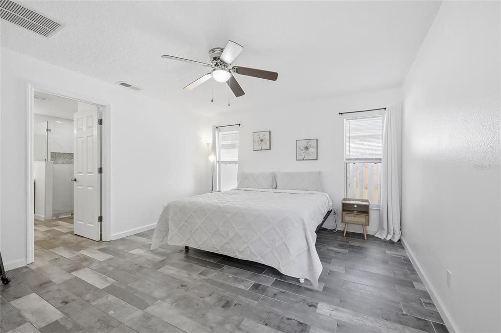 For Sale: $335,000 (3 beds, 2 baths, 1614 Square Feet)