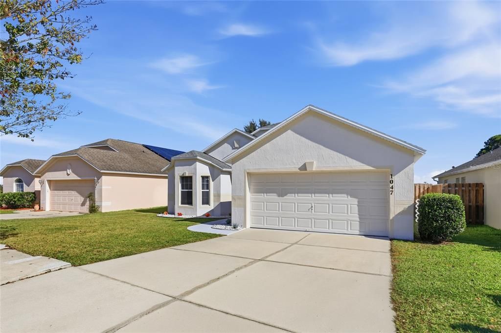 For Sale: $335,000 (3 beds, 2 baths, 1614 Square Feet)