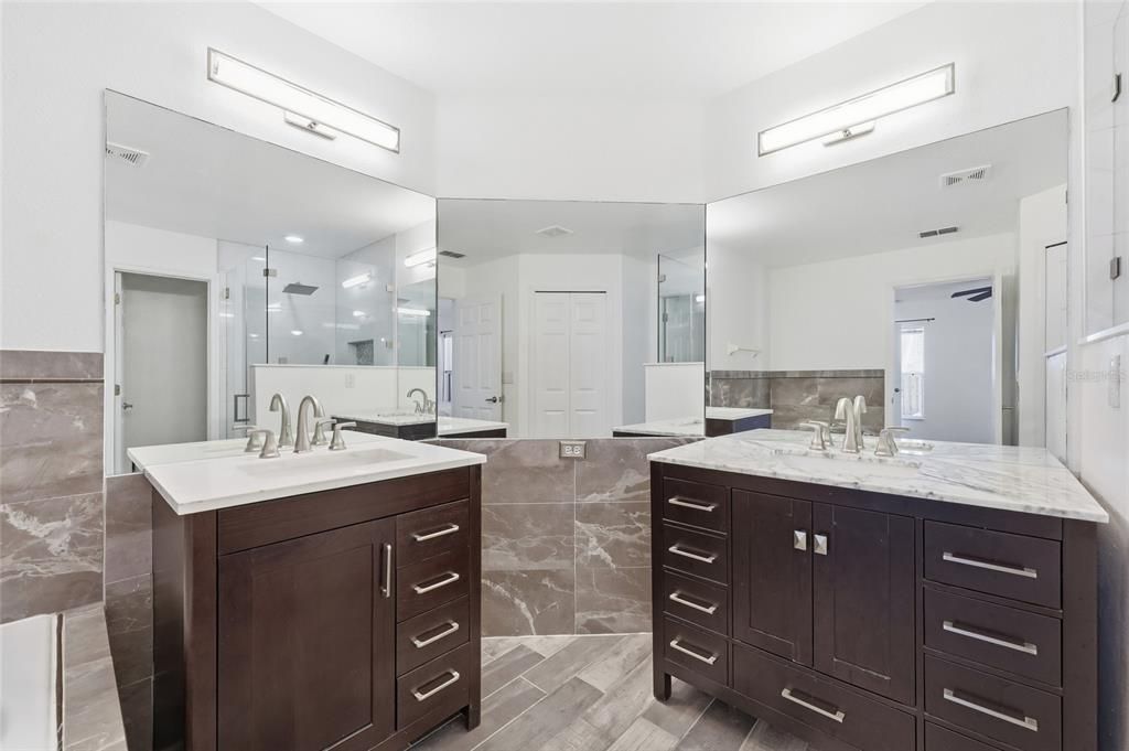 For Sale: $335,000 (3 beds, 2 baths, 1614 Square Feet)