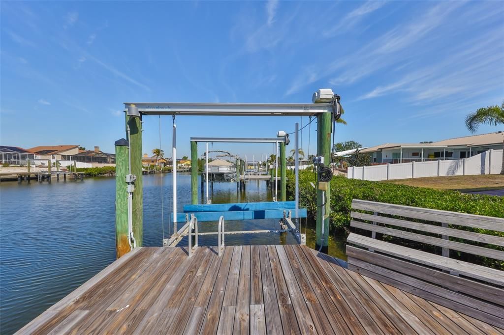 For Rent: $4,300 (4 beds, 2 baths, 1700 Square Feet)