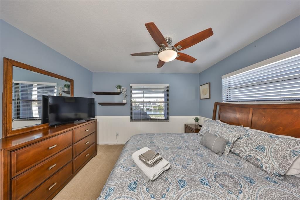 For Rent: $4,300 (4 beds, 2 baths, 1700 Square Feet)