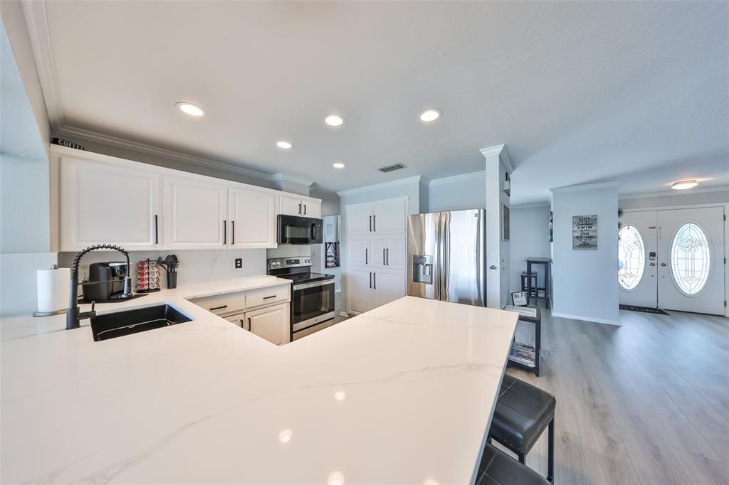 For Rent: $4,300 (4 beds, 2 baths, 1700 Square Feet)