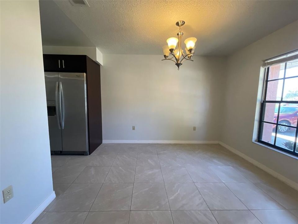 出租: $1,500 (2 贝兹, 2 浴室, 1051 平方英尺)