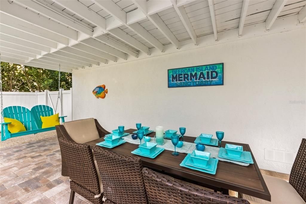 For Sale: $2,995,000 (4 beds, 3 baths, 2225 Square Feet)