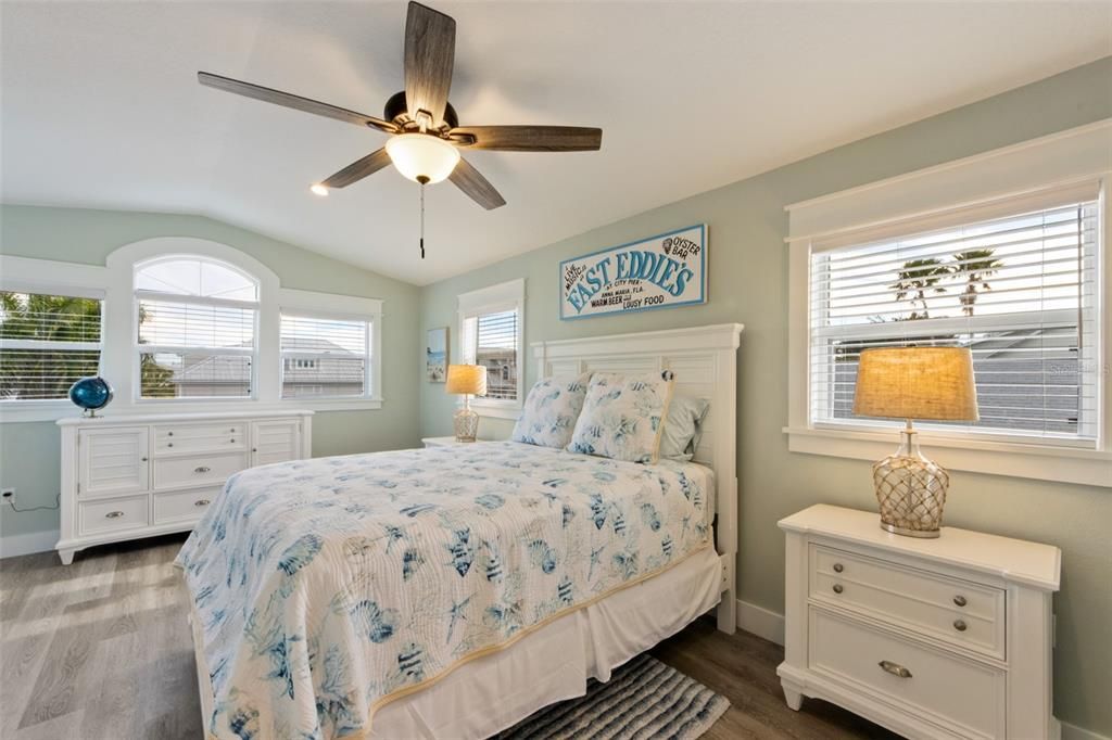 For Sale: $2,995,000 (4 beds, 3 baths, 2225 Square Feet)