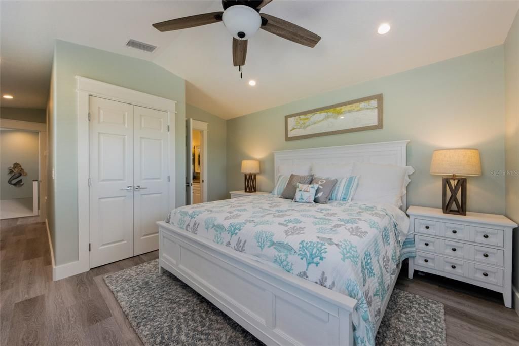 For Sale: $2,995,000 (4 beds, 3 baths, 2225 Square Feet)