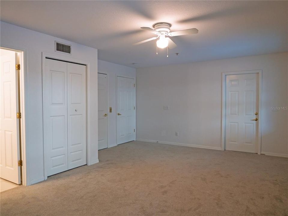 待售: $697,000 (4 贝兹, 3 浴室, 2055 平方英尺)