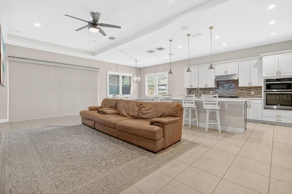 待售: $739,000 (3 贝兹, 2 浴室, 2092 平方英尺)