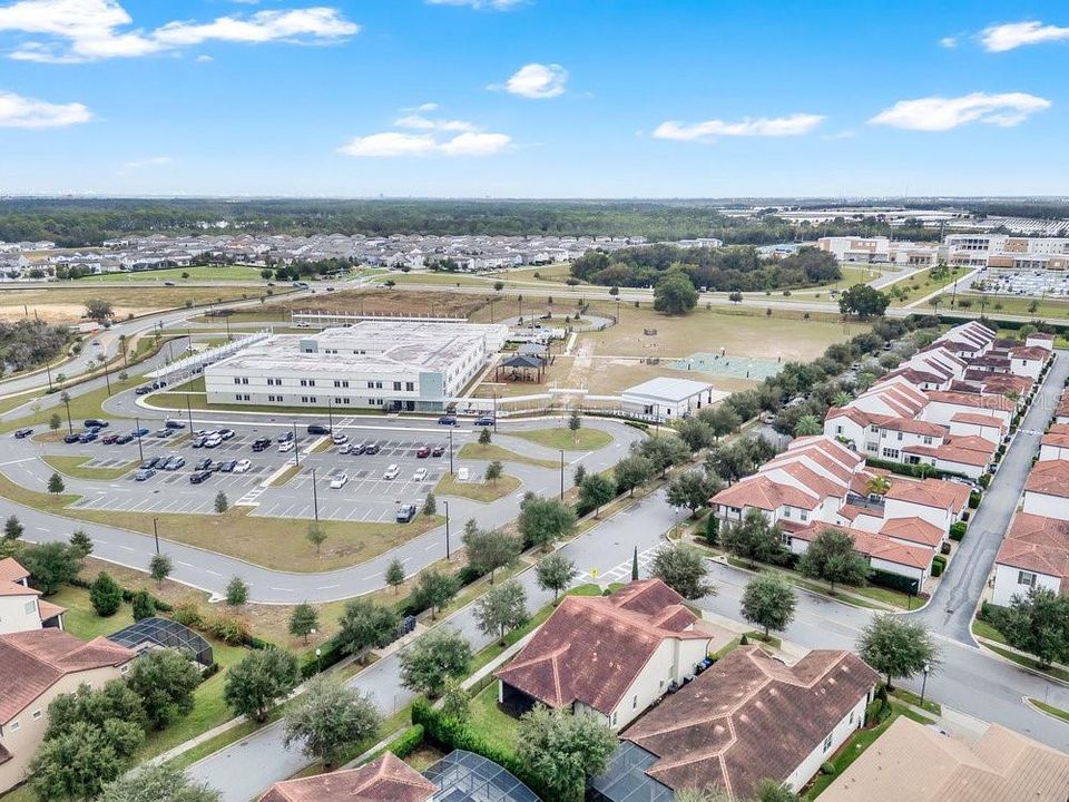 For Sale: $739,000 (3 beds, 2 baths, 2092 Square Feet)